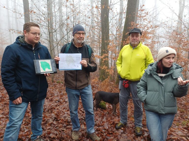 Pressemitteilung: Windkraft in Bad Orb – GRÜNE besichtigen Windvorrangfläche 2-304
